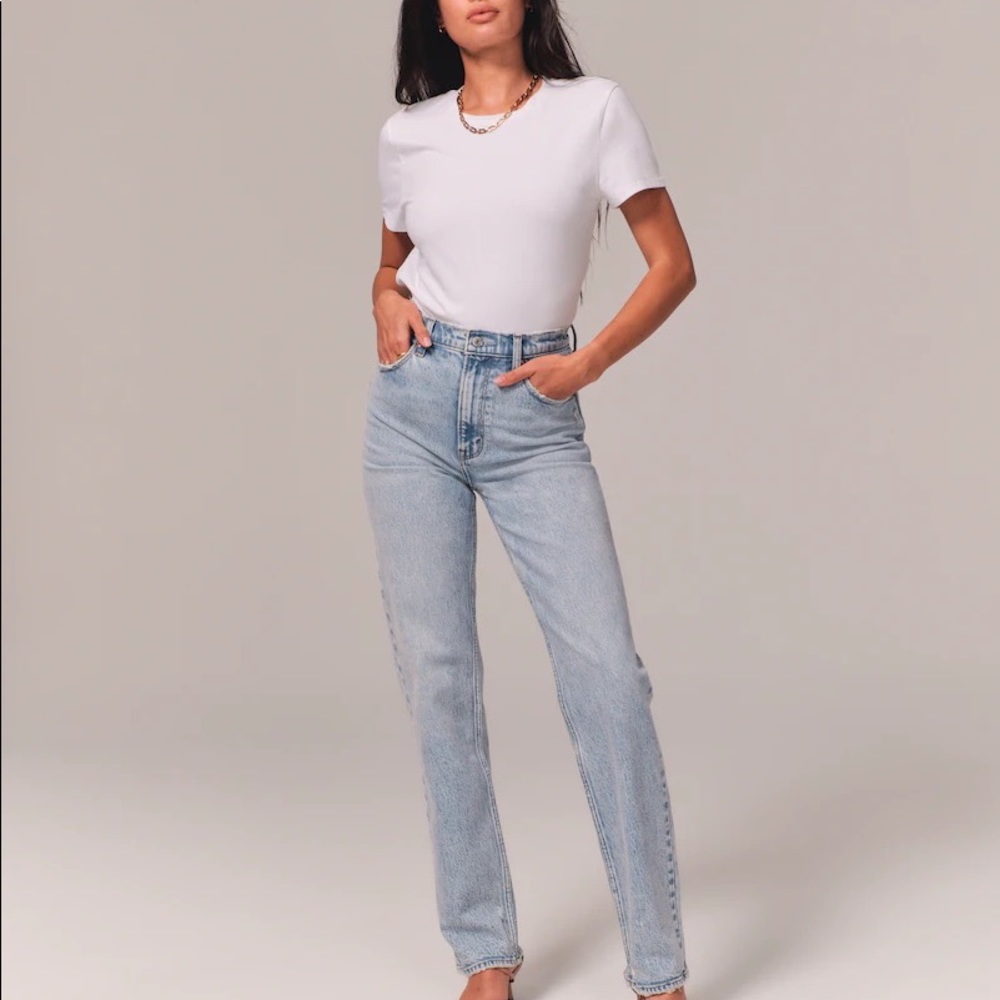 Abercrombie high rise straight jean